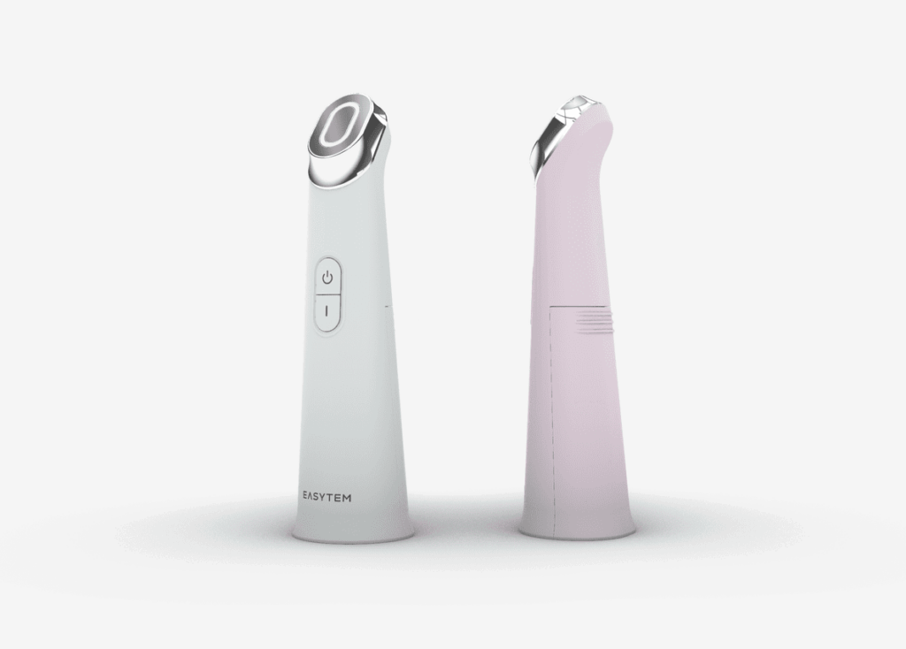 위디자인에서 제작한 AA 배터리 방식의 휴대용 미니EP 피부 관리기 외관 디자인, 화이트 & 핑크 두가지 3D 랜더링 이미지